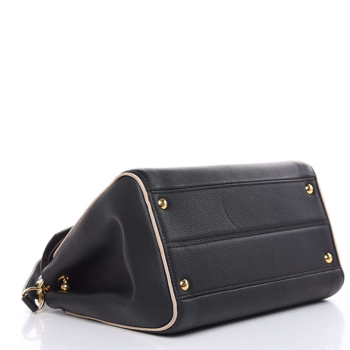 Monogram Double V Black