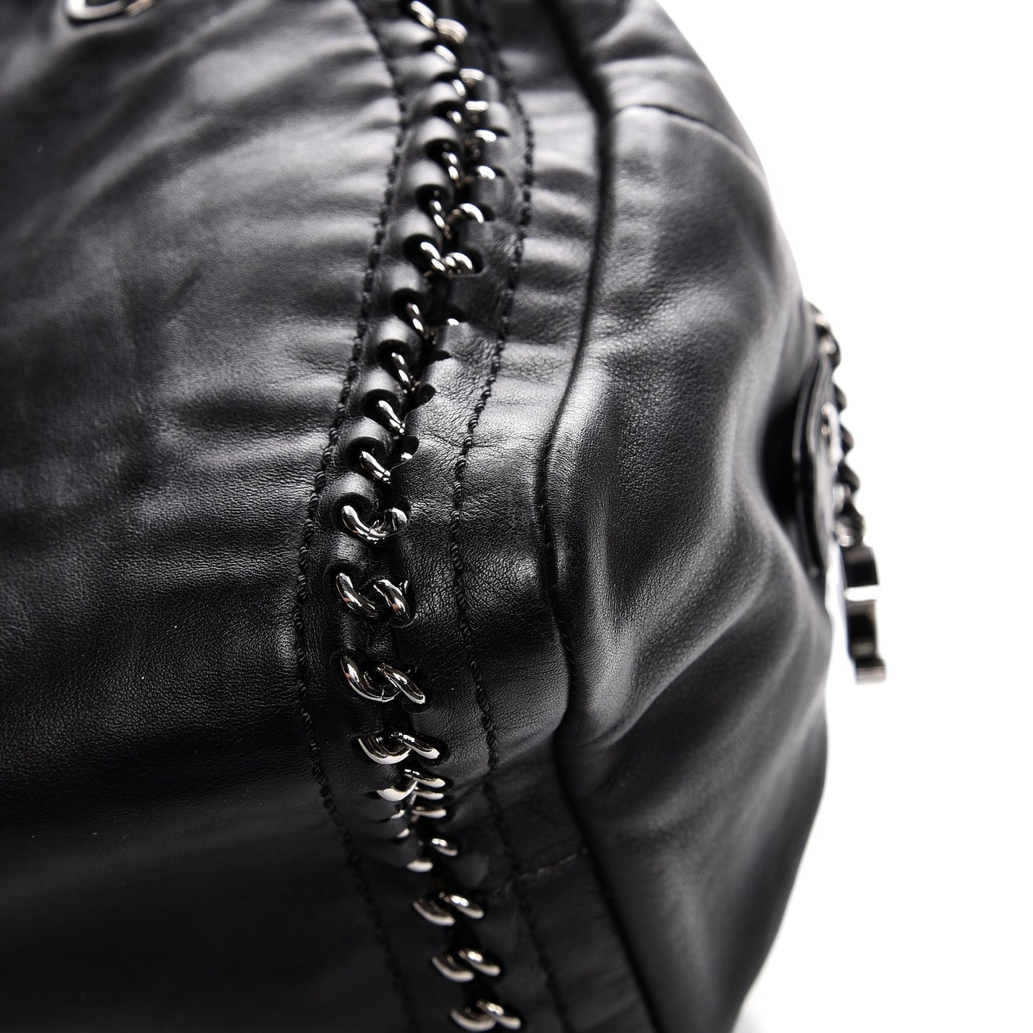 Smooth Calfskin Medium Luxe Ligne Bowler Black