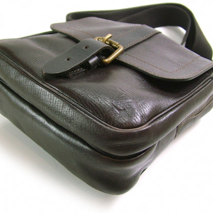 Louis Vuitton Utah Leather Iroquois Ipad Messenger 6 of 10