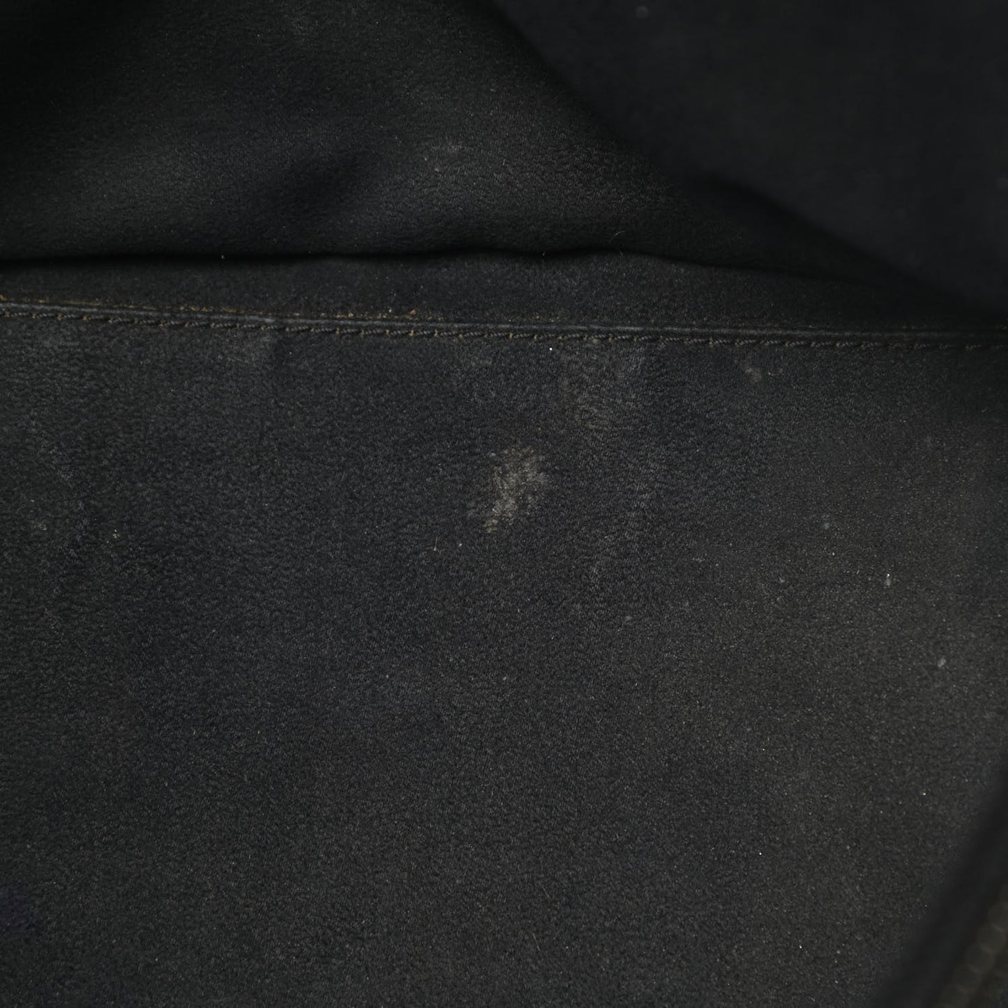 Drummed Calfskin Shoulder Luggage Black