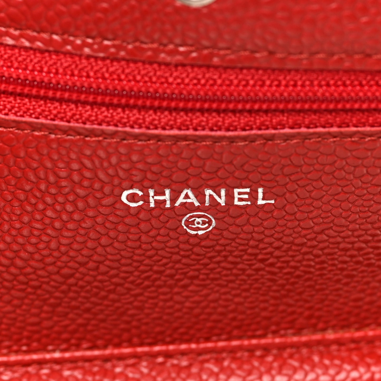 Caviar Quilted Wallet on Chain WOC Red