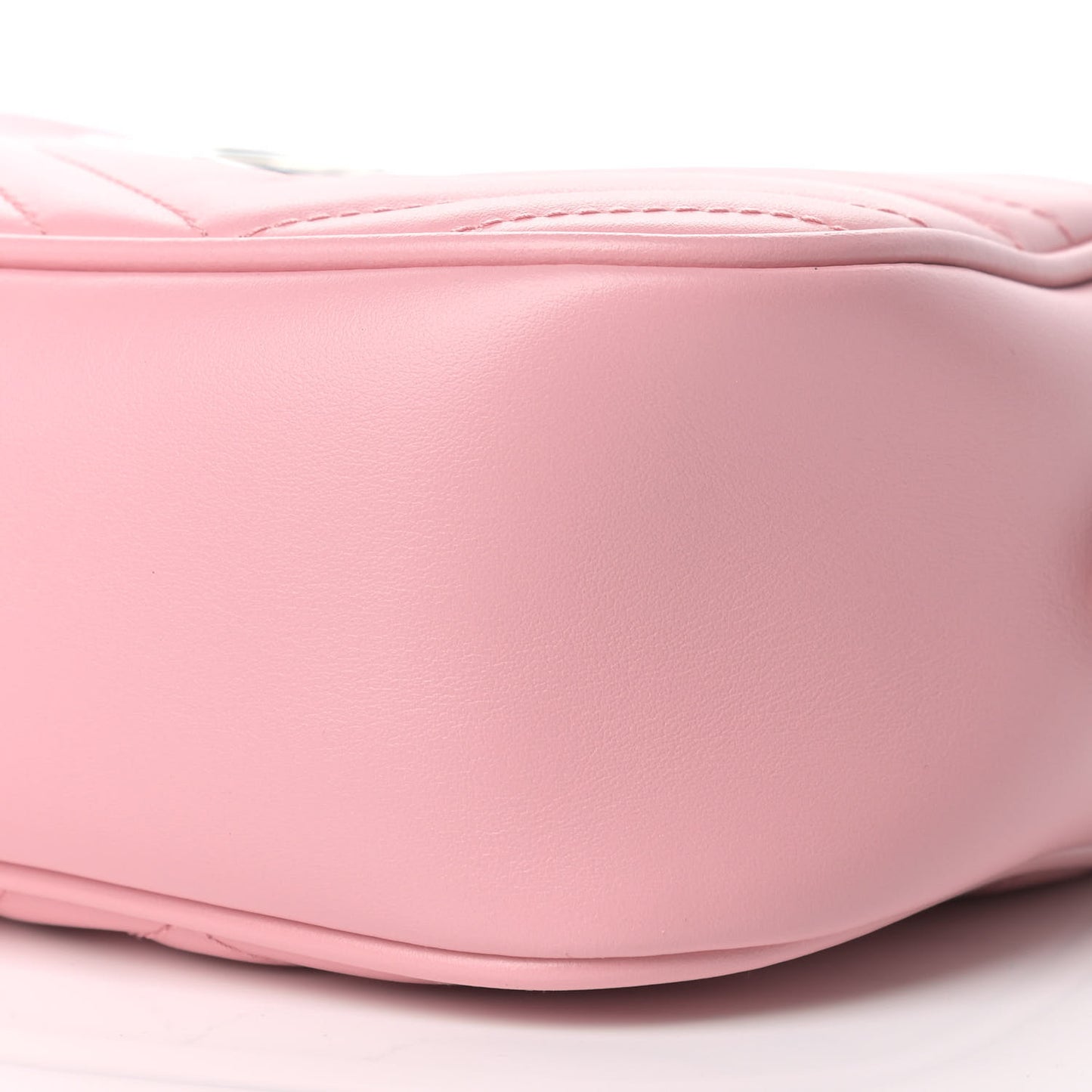 Calfskin Matelasse Small GG Marmont Chain Shoulder Bag Wild Rose