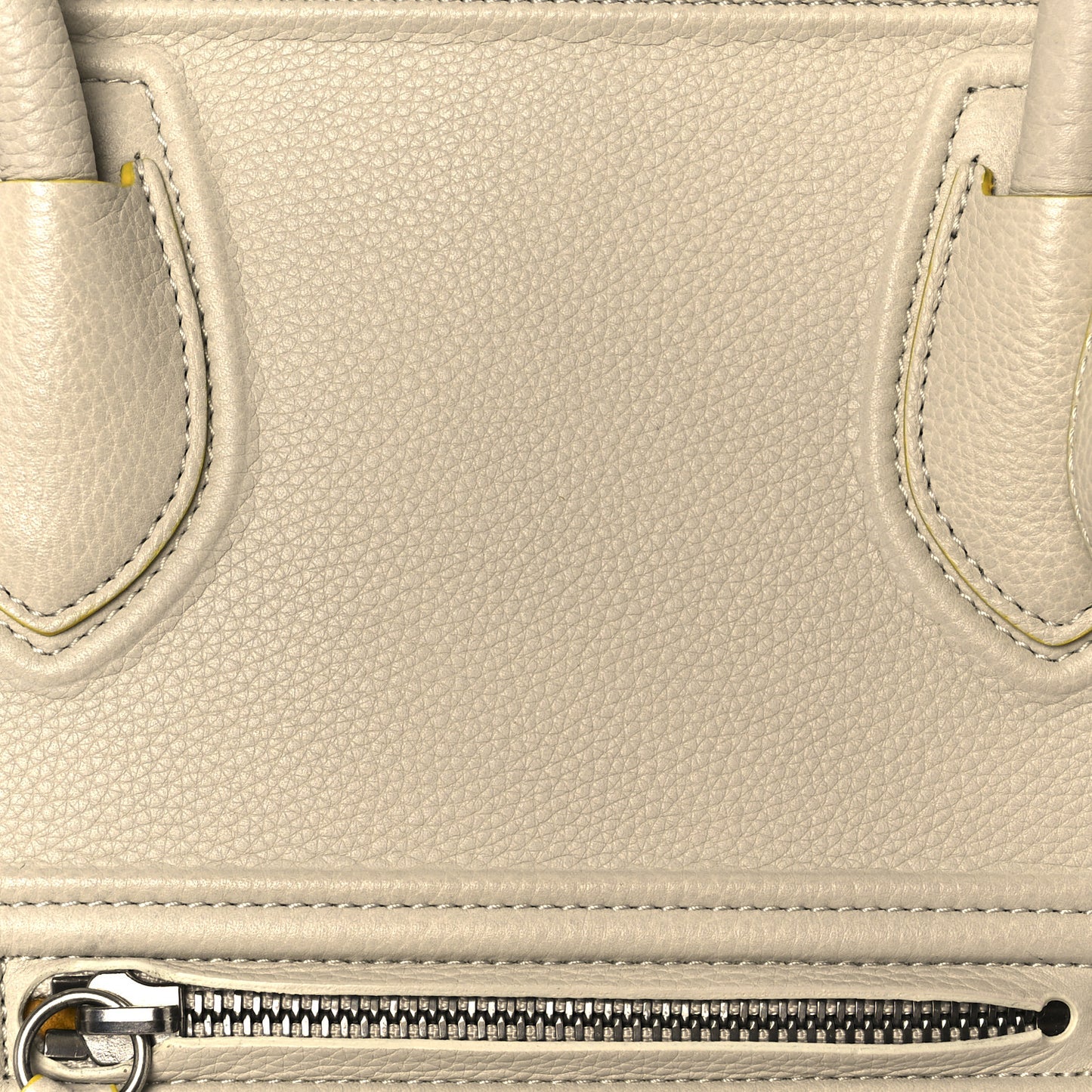 Grained Calfskin Medium Phantom Luggage Powder