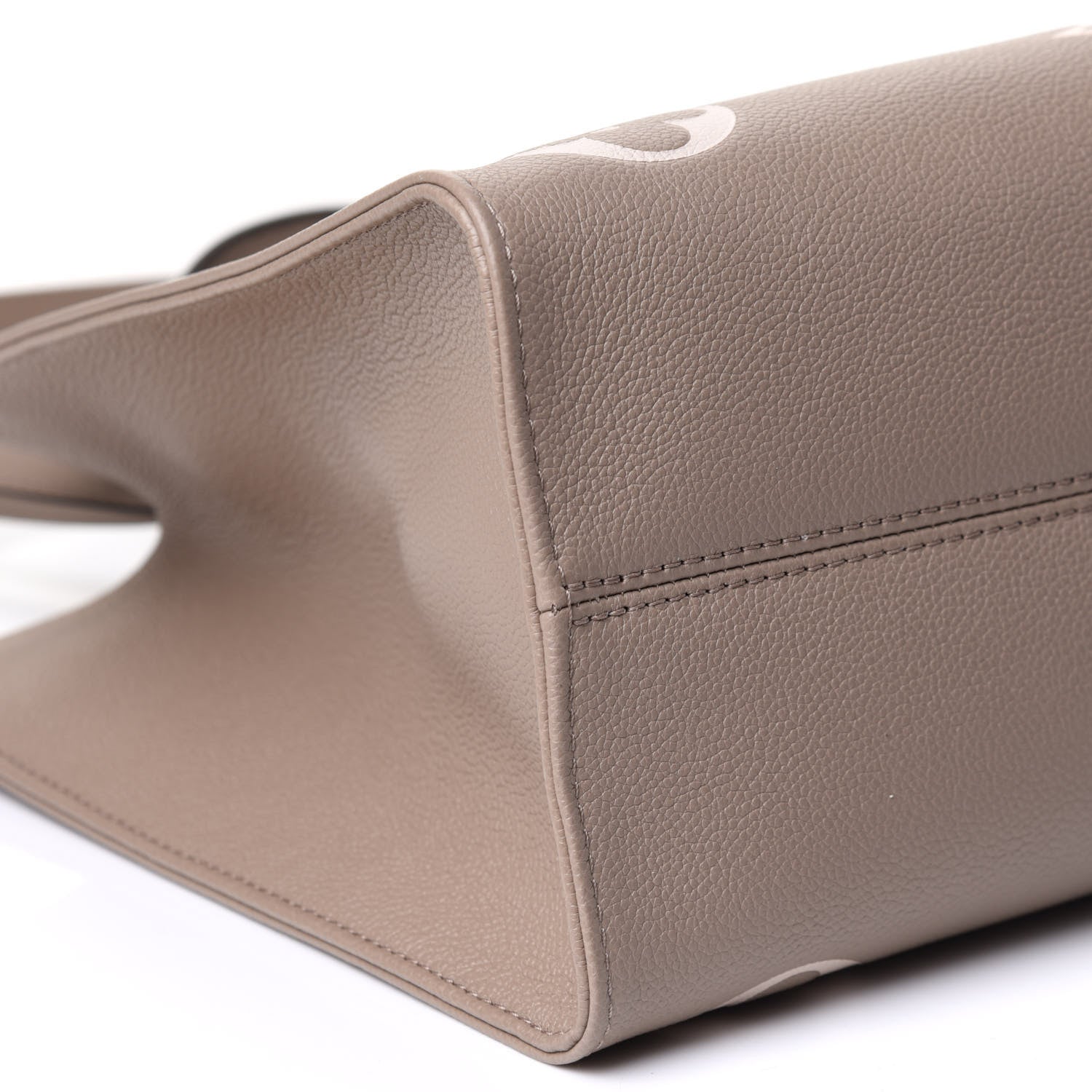 Louis Vuitton Empreinte Monogram Giant Onthego MM Tourterelle Creme 8 of 9