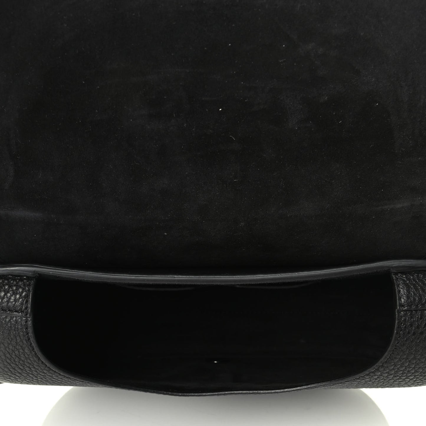 Grained Calfskin Medium Bobby Flap Black
