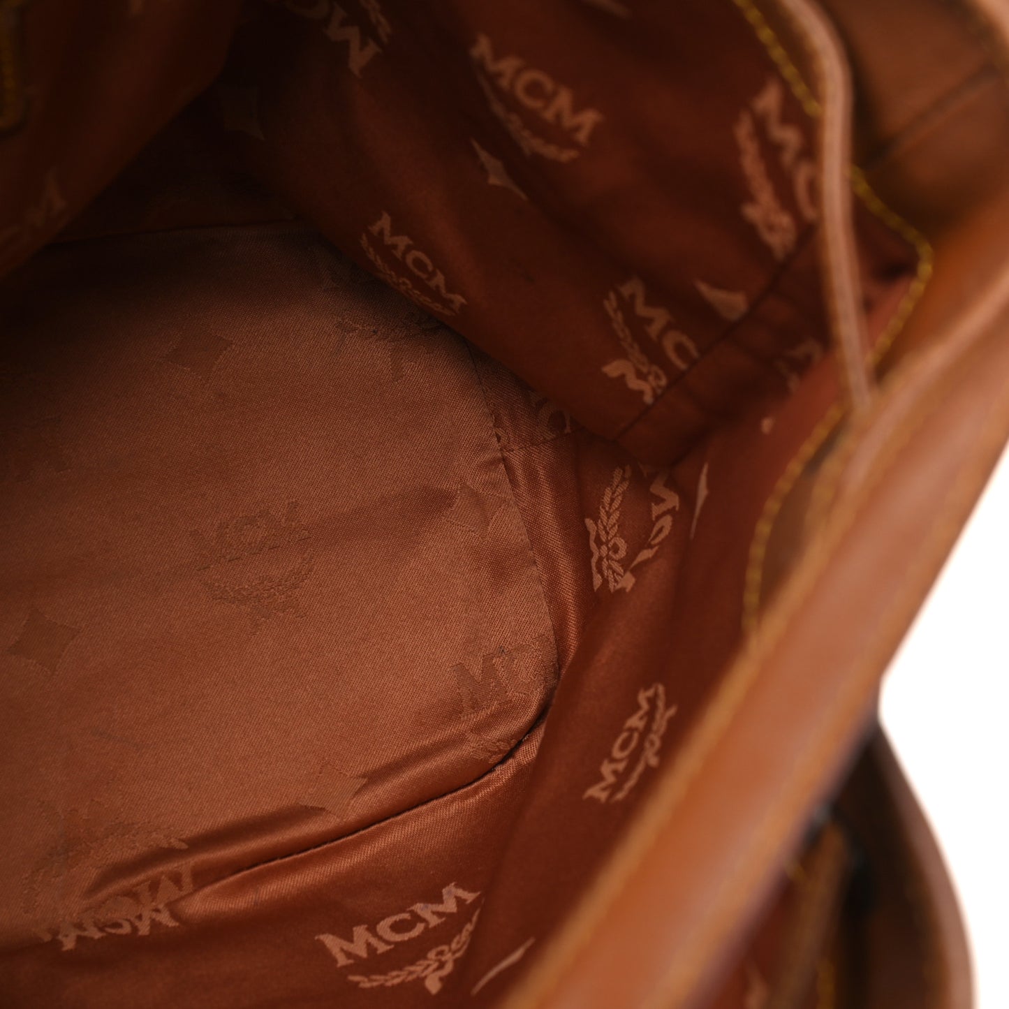 Visetos Drawstring Bucket Bag Cognac