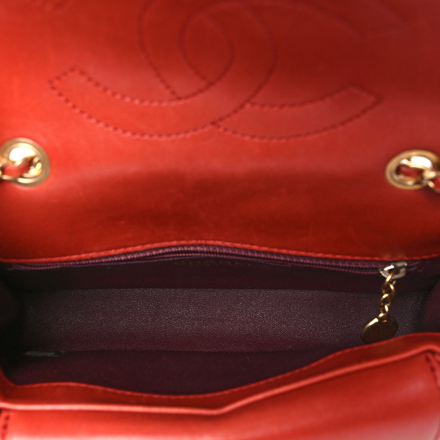 Lambskin Quilted Medium Vintage Flap Bag Red