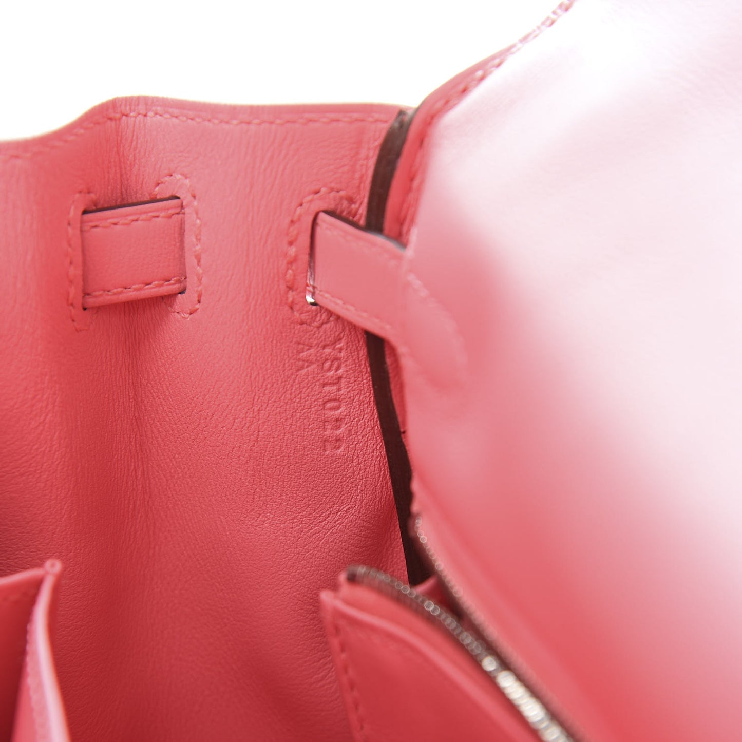 Swift Kelly Retourne 25 Rose Ete