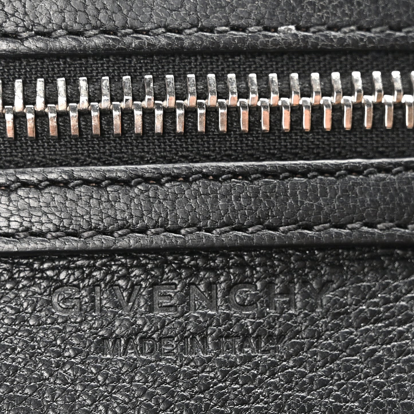 Sugar Goatskin Small Antigona Black