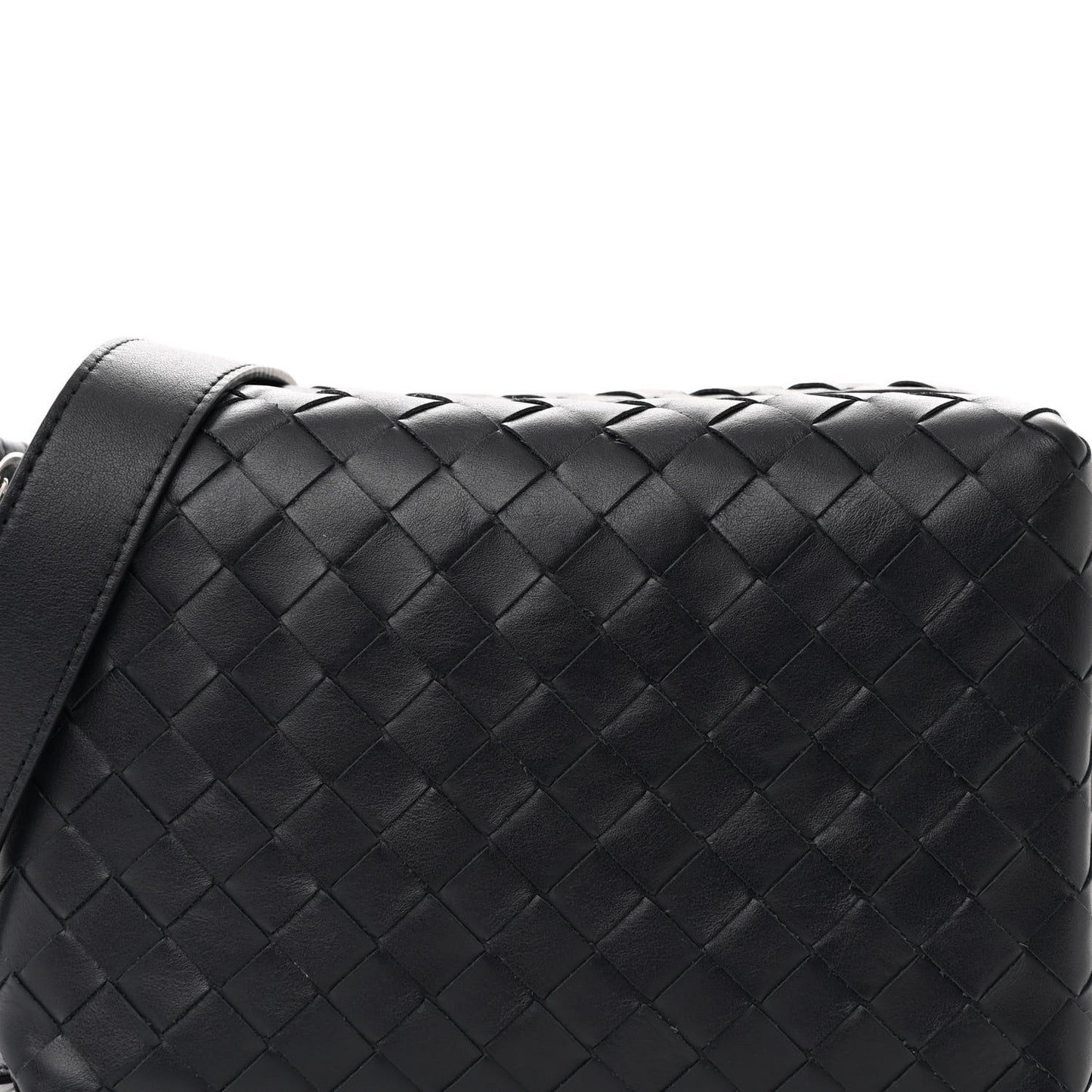 Borsa Intrecciato Shoulder Bag Space