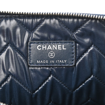 Chanel Distressed Patent Chevron Quilted Medium CC Crossing Cosmetic Case Navy 6 of 7
