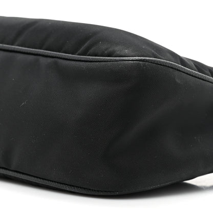 Prada Nylon Re-Edition 2005 Shoulder Bag Black 7 of 15