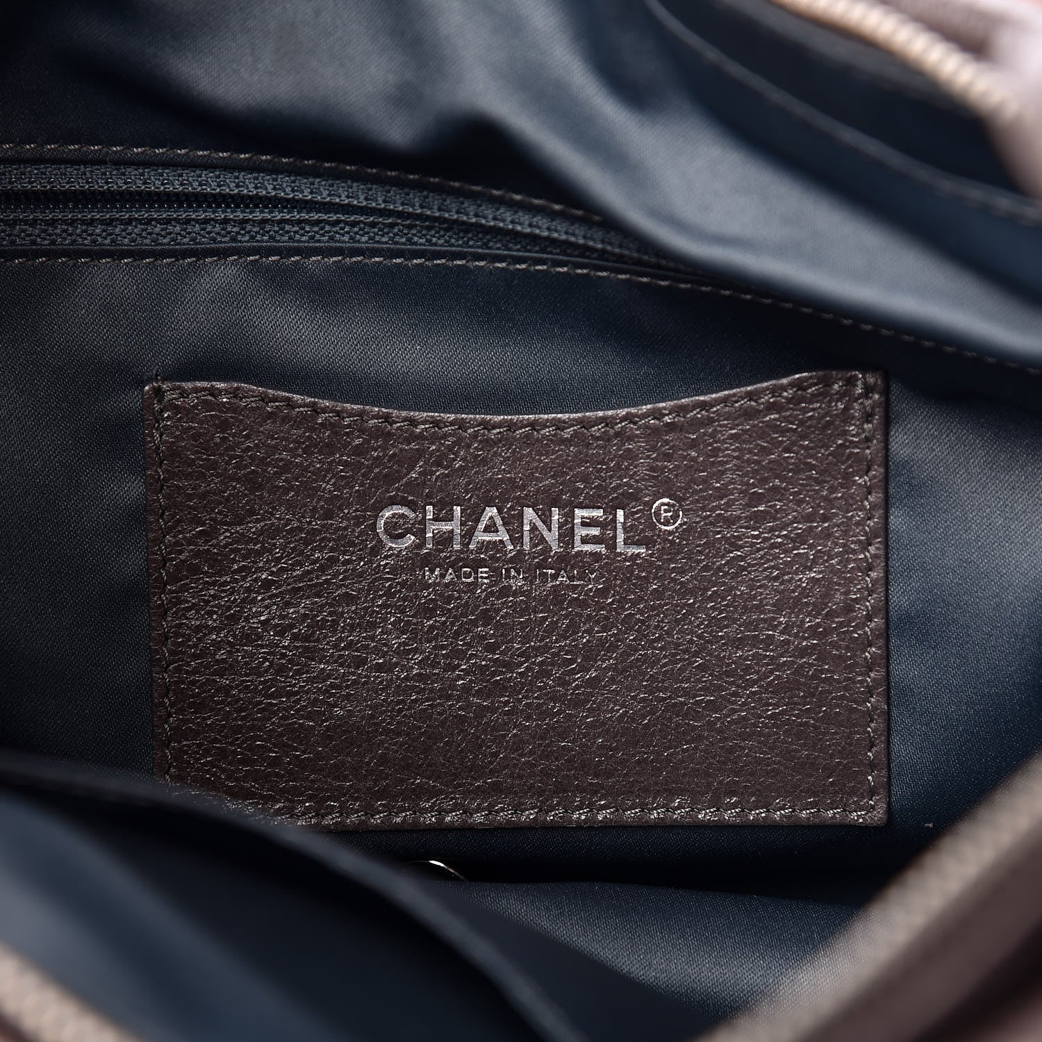 Chanel Glazed Calfskin On The Road Hobo Brown 8 of 13