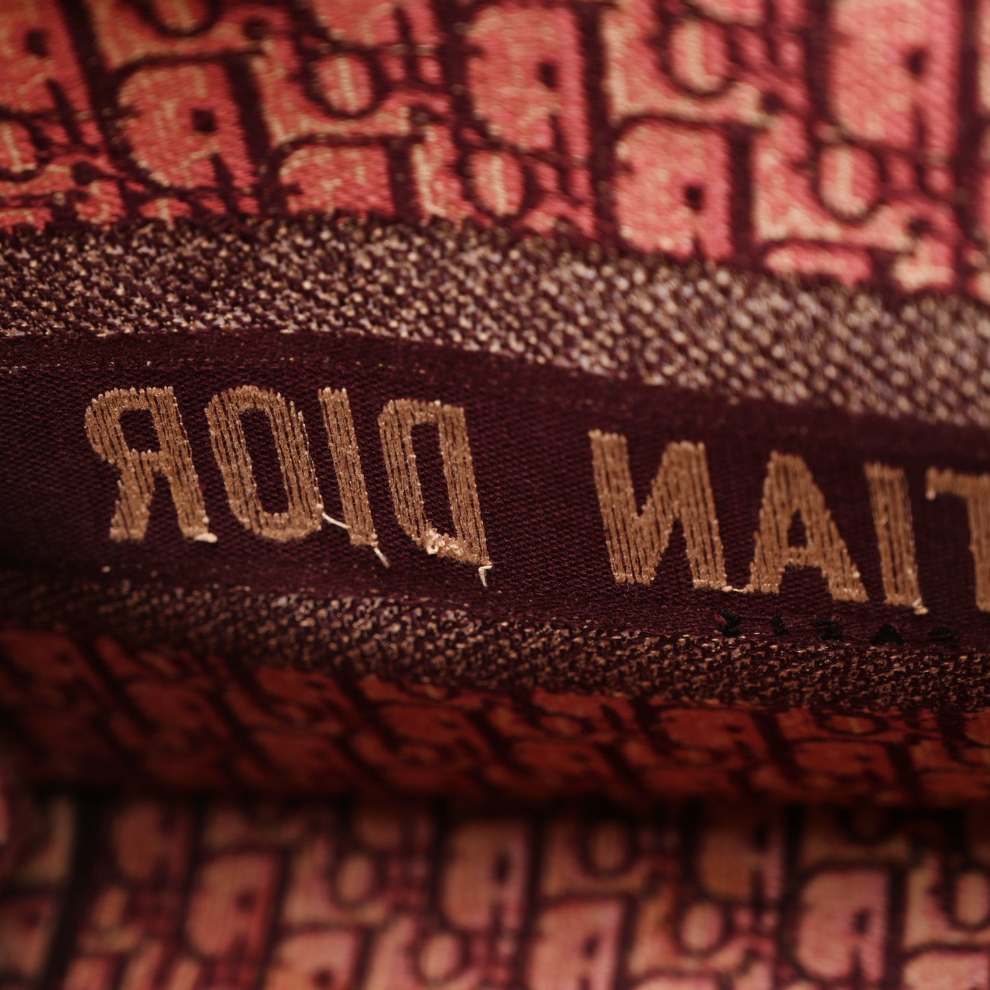 Oblique Medium Book Tote Burgundy Multicolor