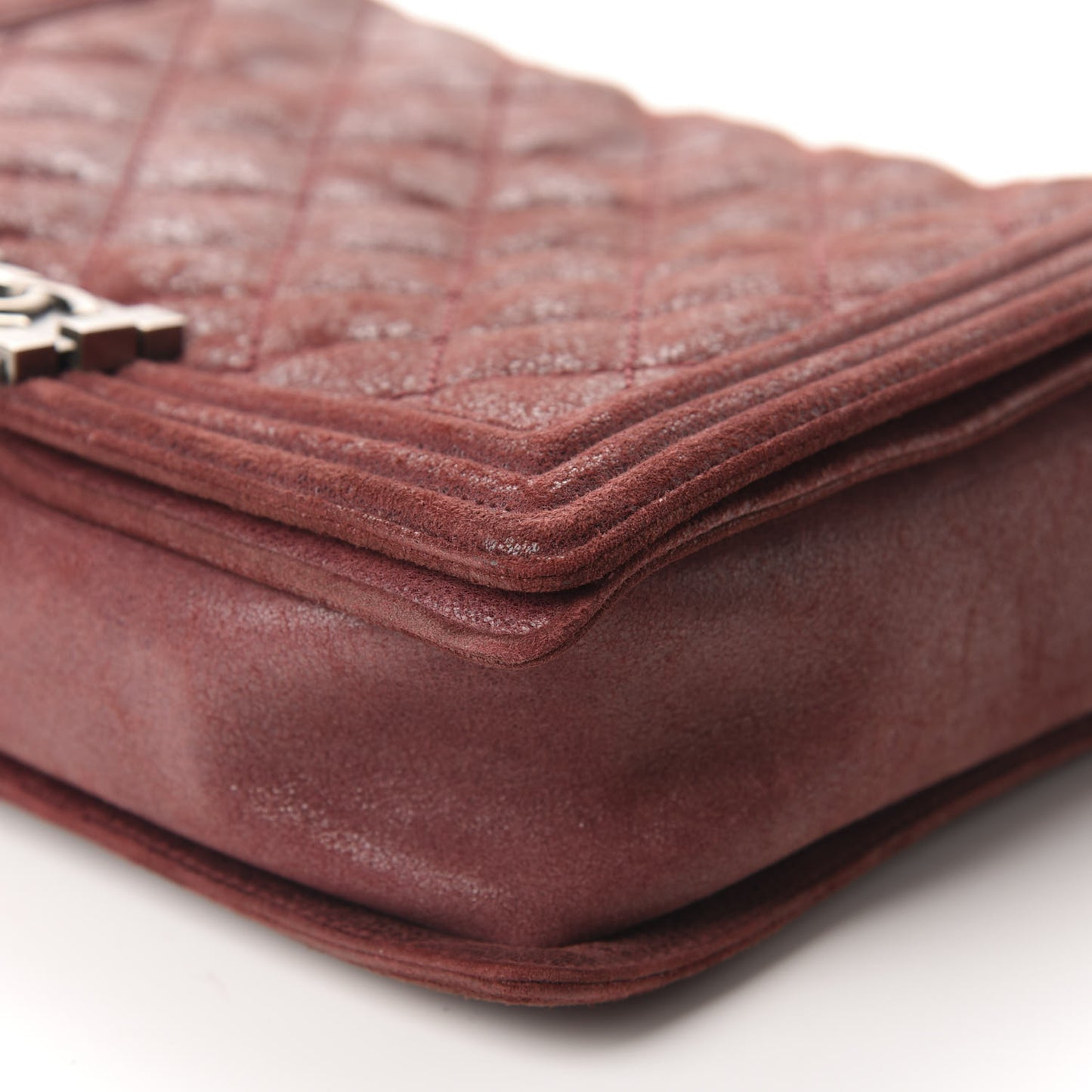 Iridescent Calfskin Quilted Medium Gentle Boy Flap Dark Red