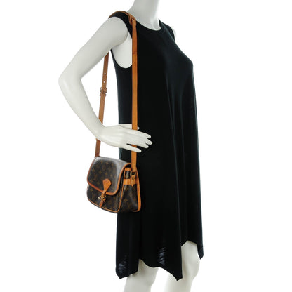 Louis Vuitton Monogram Sologne 2 of 11