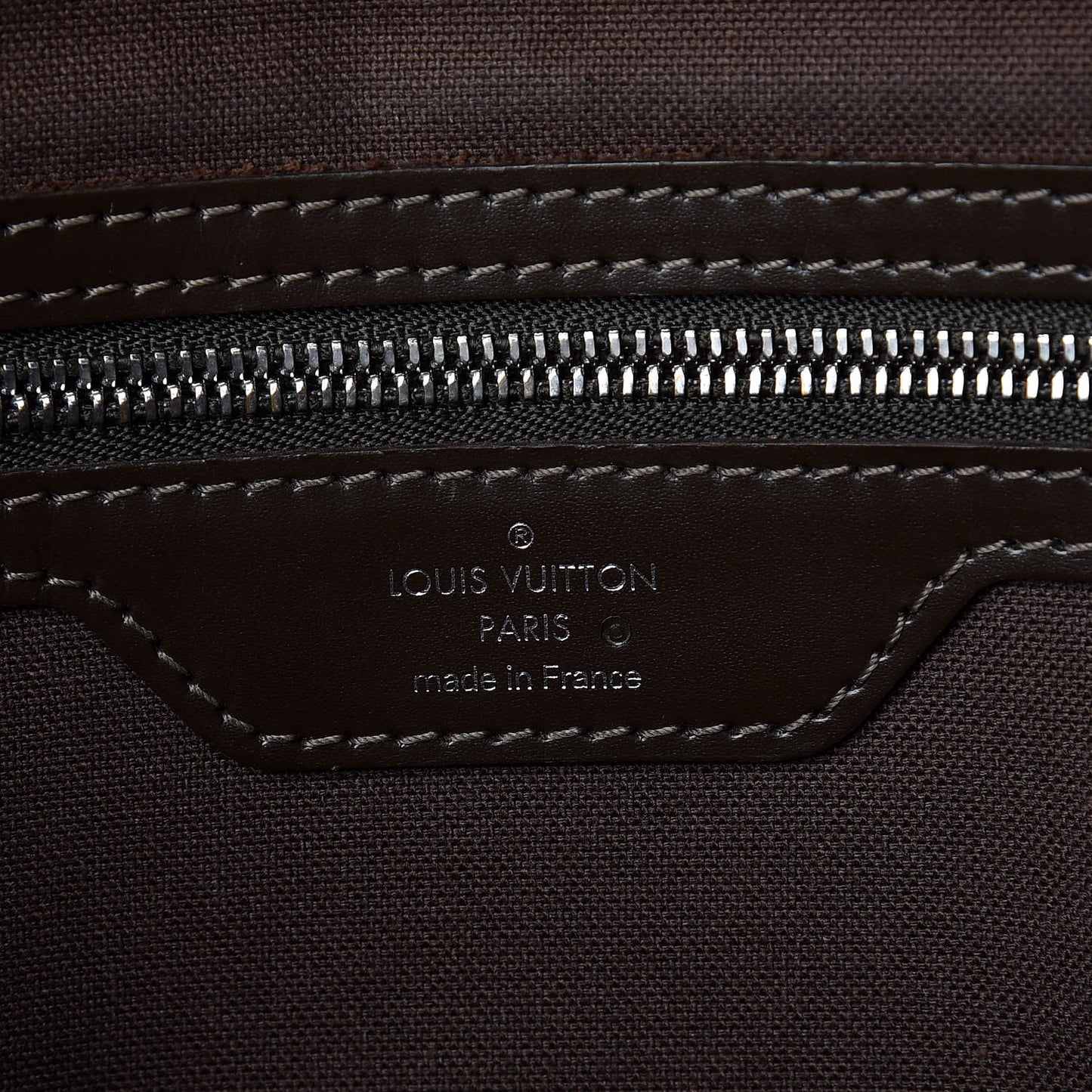 Taiga Viktor Messenger Bag Grizzli