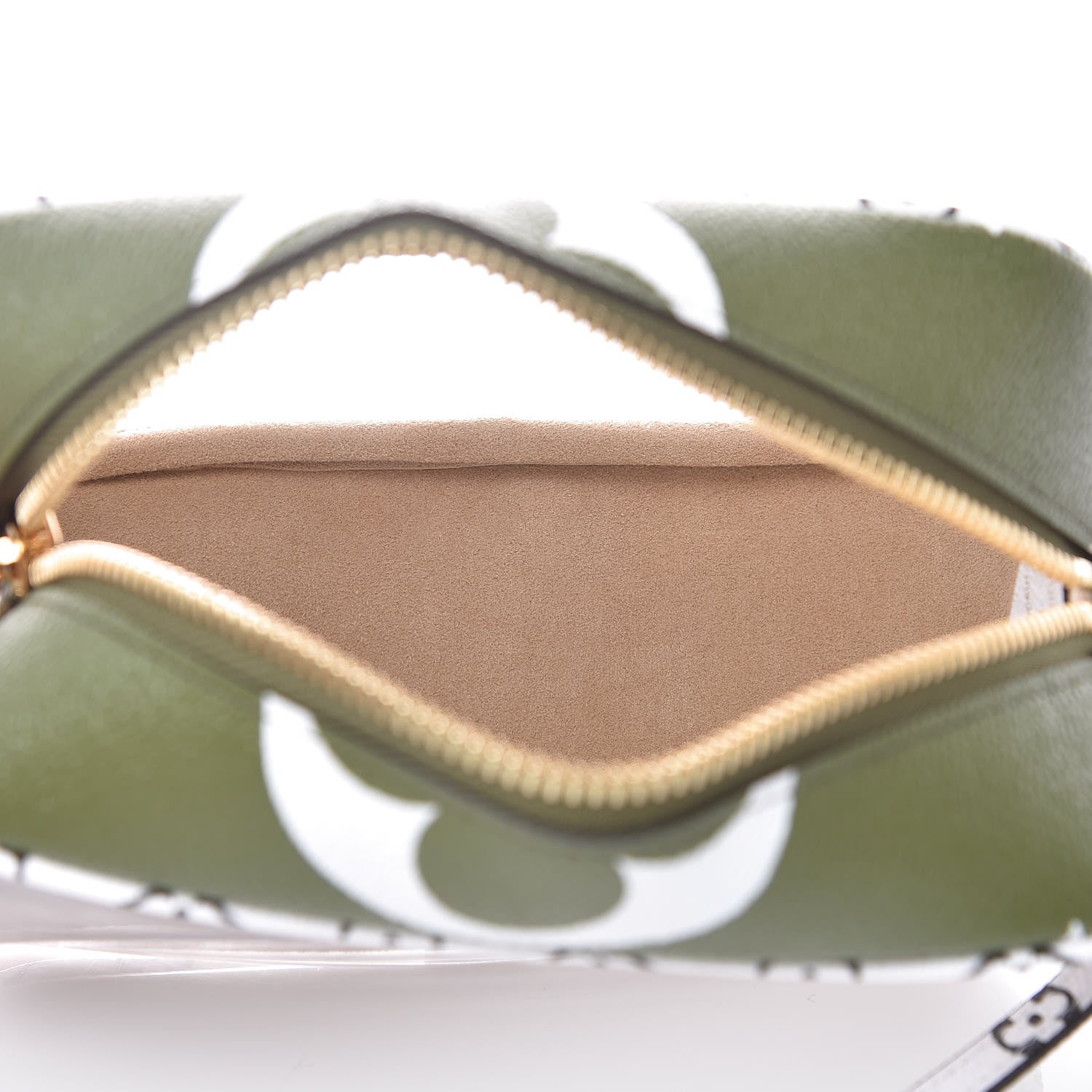 Louis Vuitton Monogram Giant Beach Pouch Kaki 5 of 7