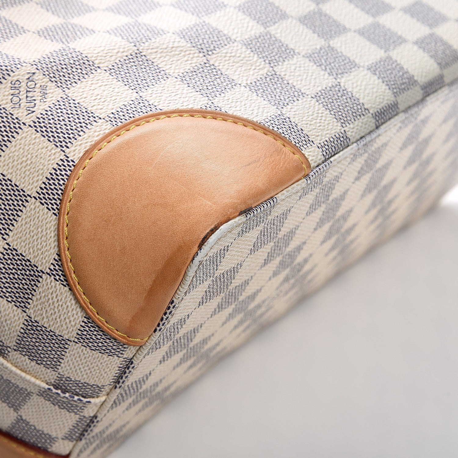 Louis Vuitton Damier Azur Hampstead MM 9 of 29