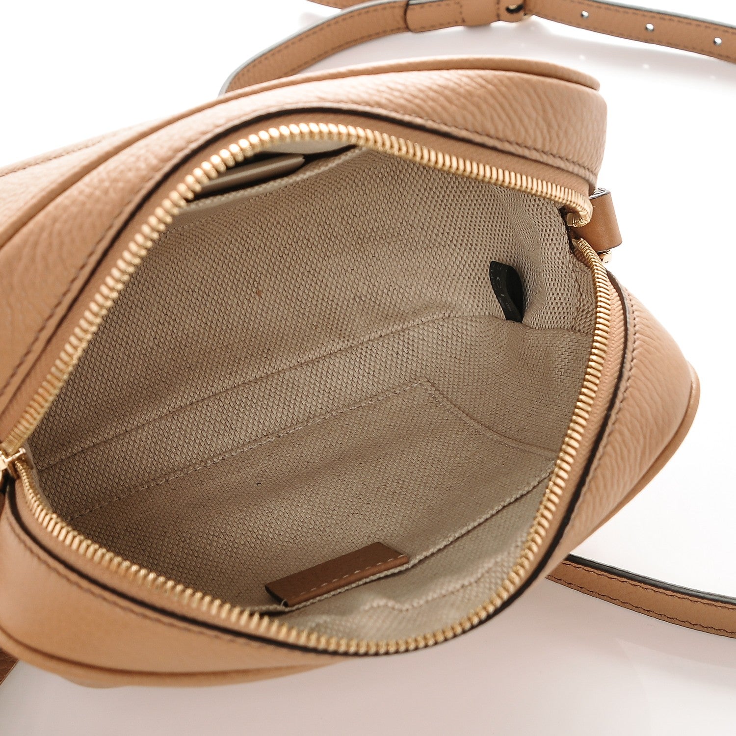 Gucci Pebbled Calfskin Small Soho Disco Bag Rose Beige 5 of 7