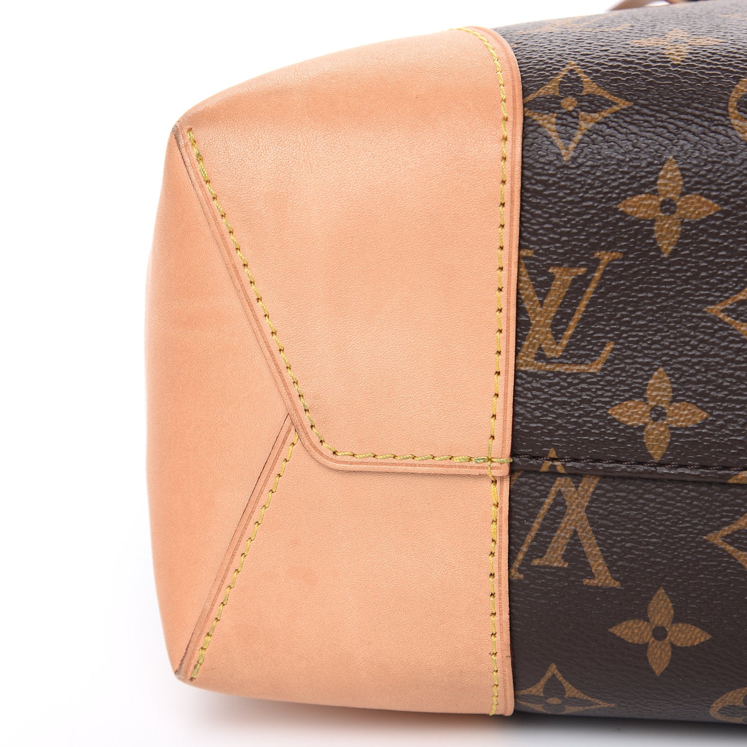 Louis Vuitton Monogram Berri MM 9 of 13