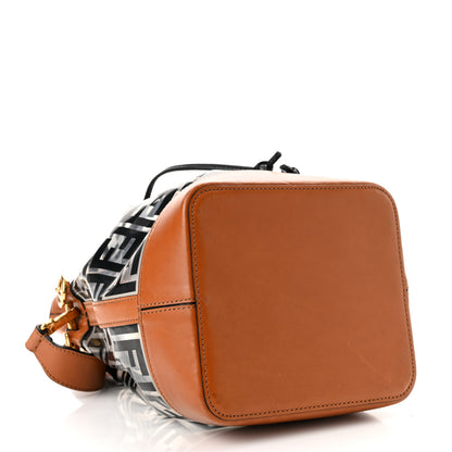 Fendi TPU FF Vitello Aura F is Fendi Grande Mon Tresor Bucket Bag Black Cuoio 4 of 10
