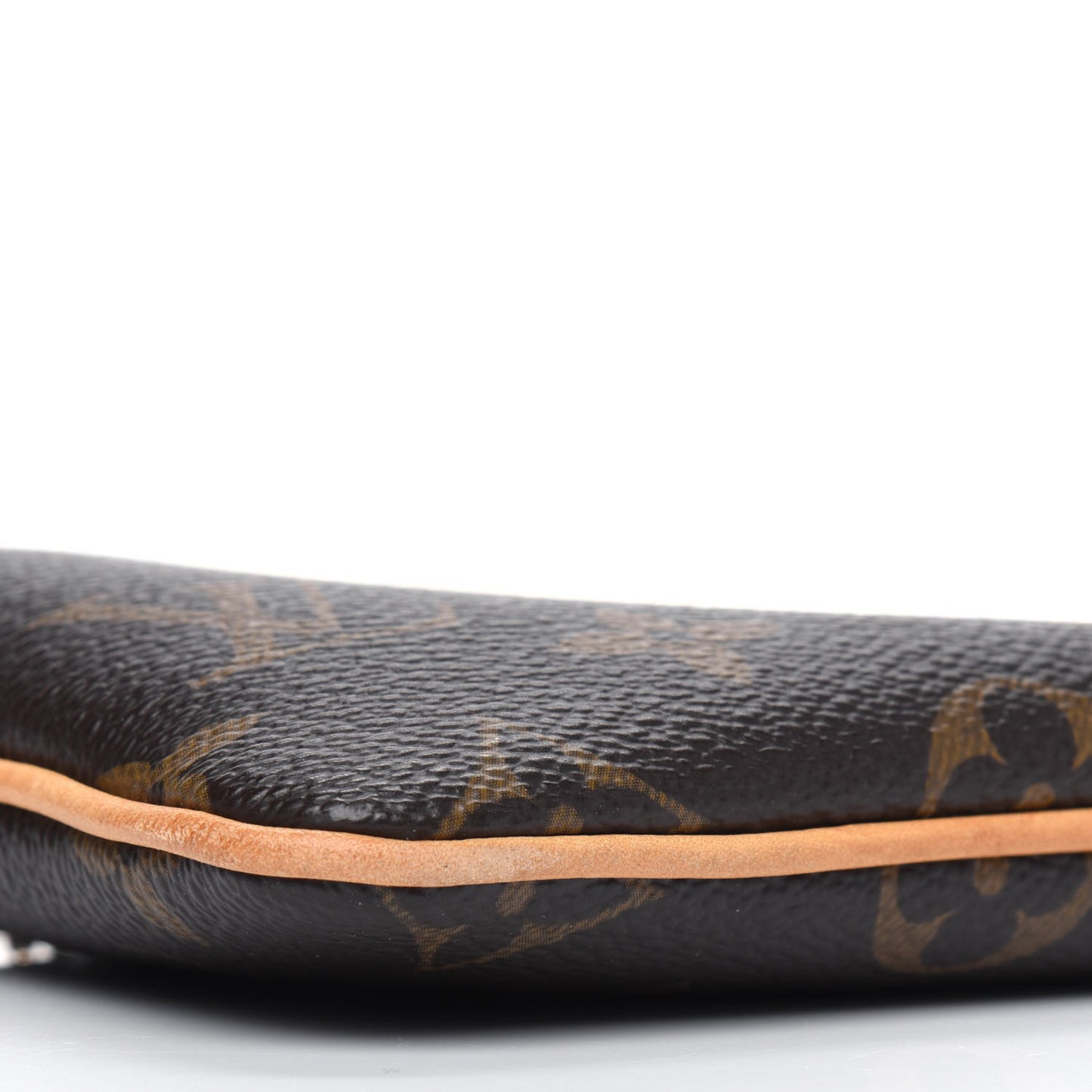 Monogram Pochette Milla MM