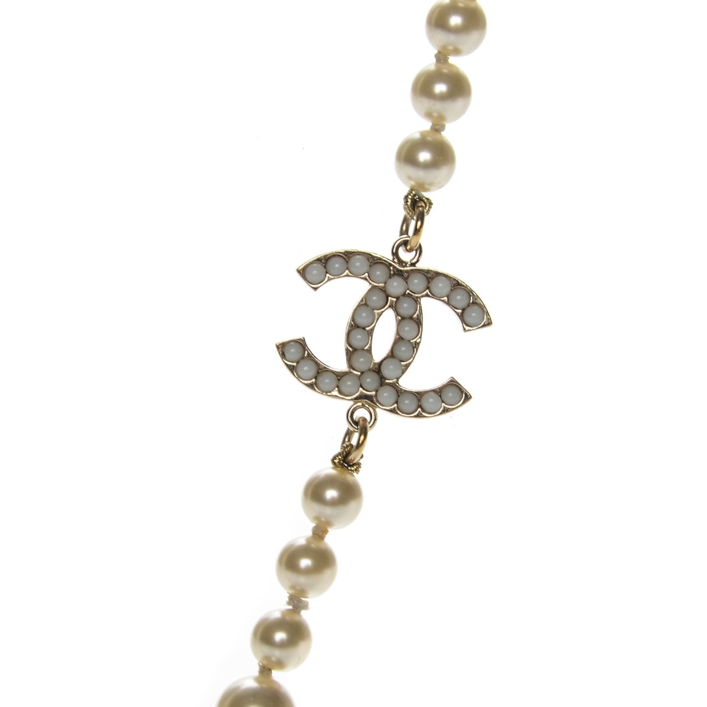 Graduated Pearl CC Long Necklace Gold