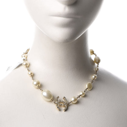 Chanel Pearl Precious Symbols CC Short Necklace Gold 2 of 7