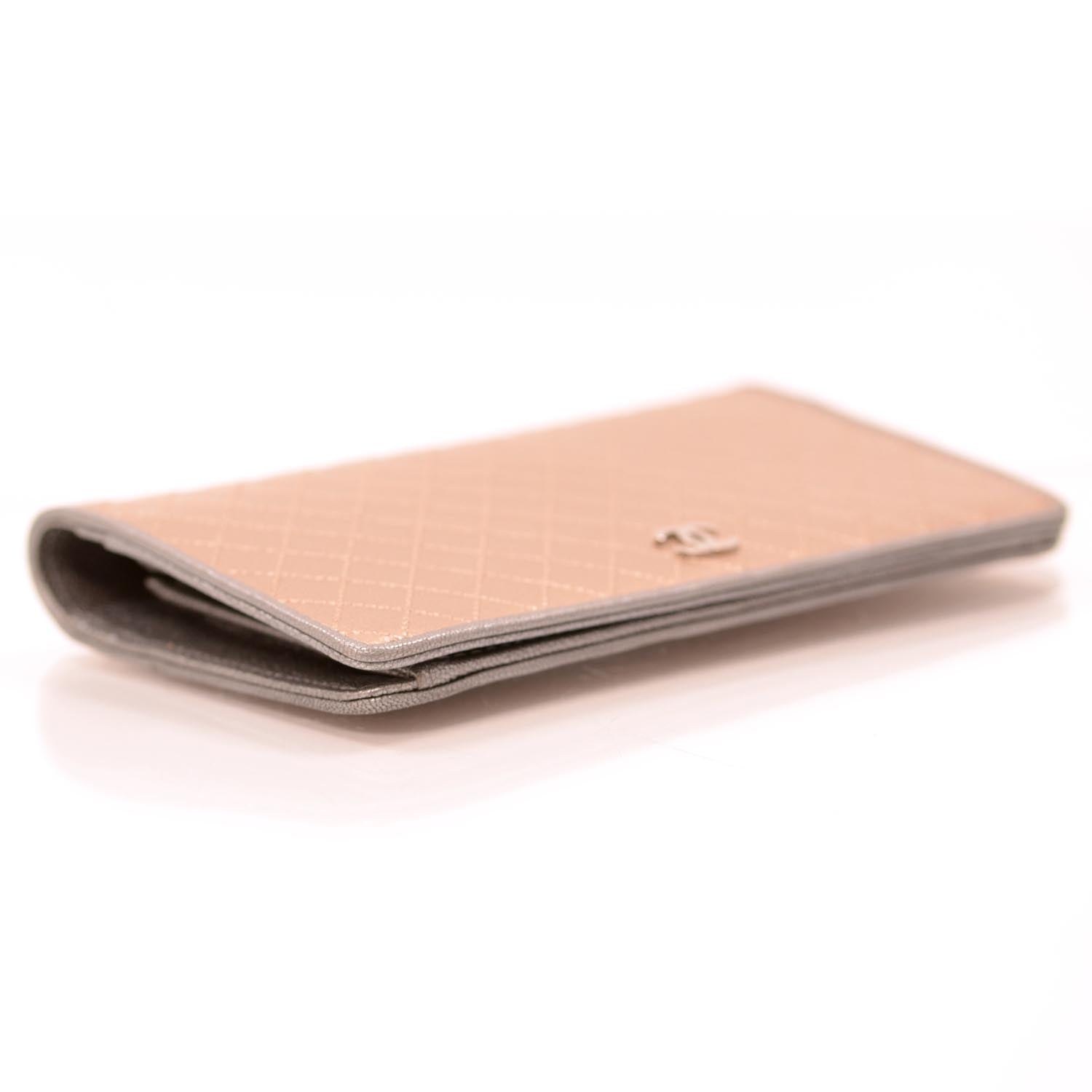 Chanel Diamond Stitched Yen Wallet Metallic 3 of 9