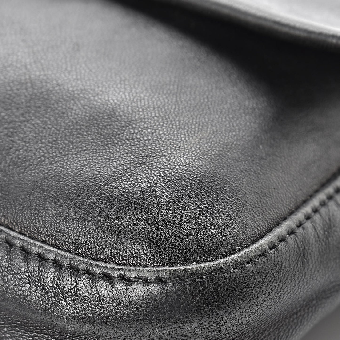 Calfskin Baguette Black