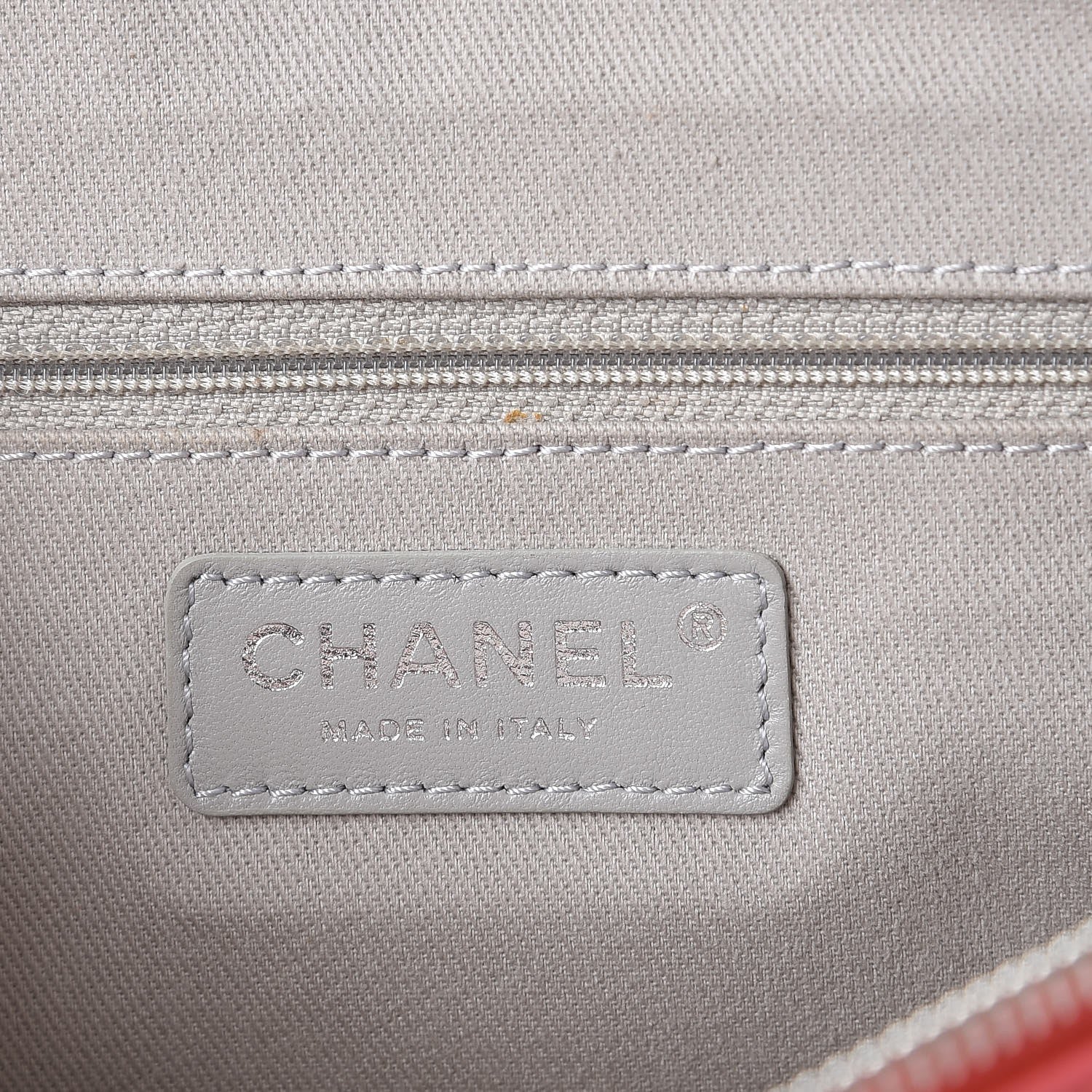 Chanel Caviar Quilted Jumbo Easy Flap Coral 7 of 9
