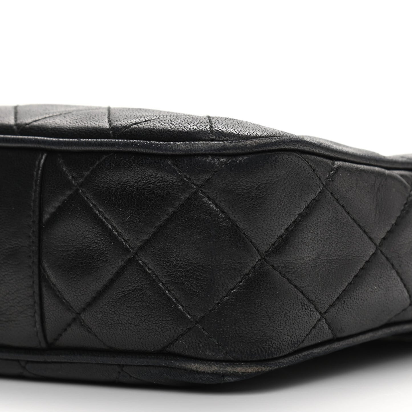 Lambskin Quilted CC Tassel Camera Case Black