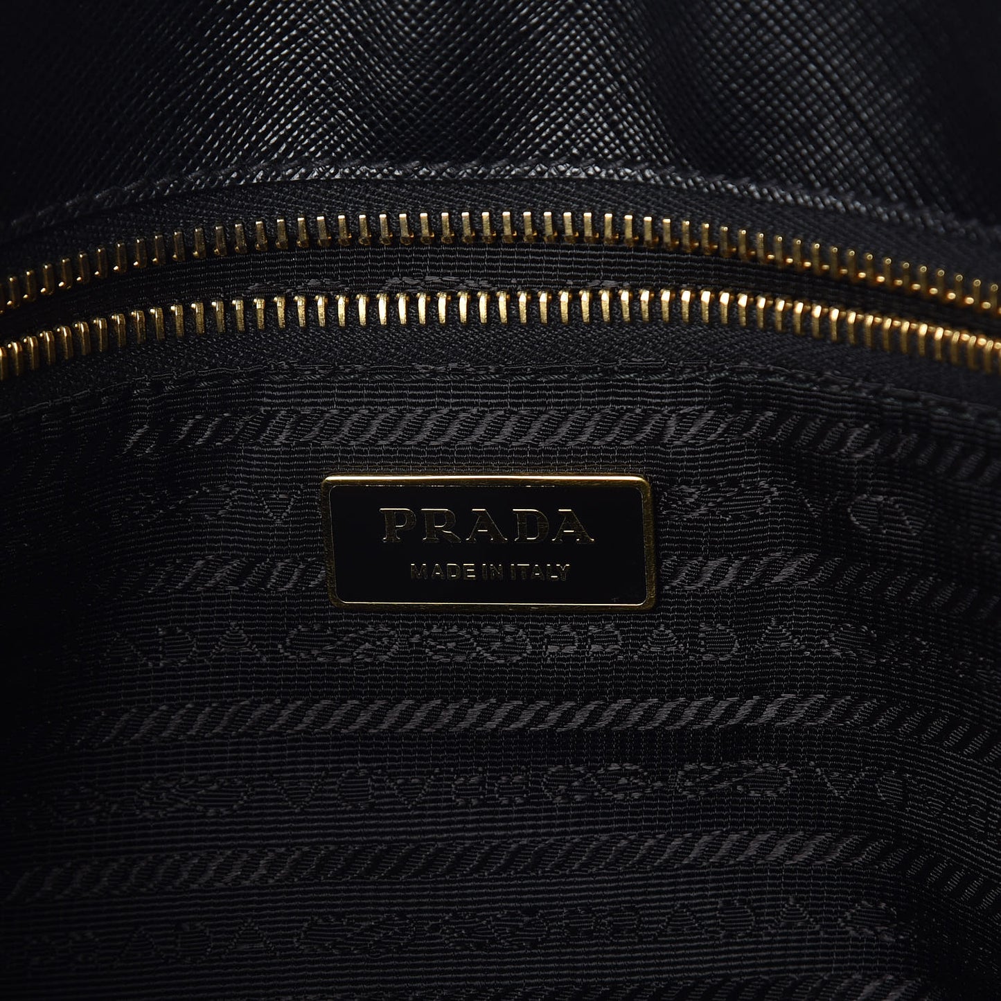 Saffiano Large Galleria Double Zip Tote Black