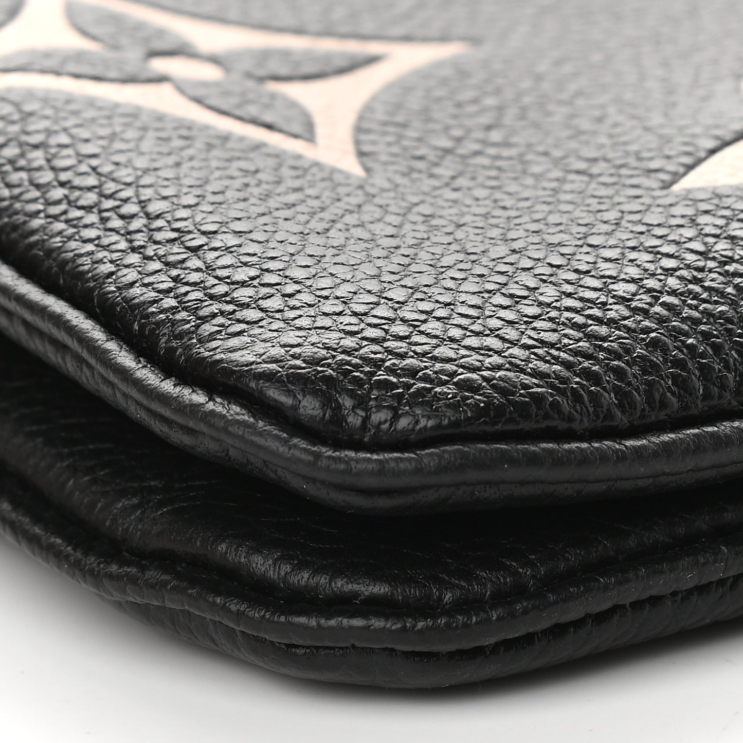 Empreinte Monogram Giant Double Zip Pochette Black Cream