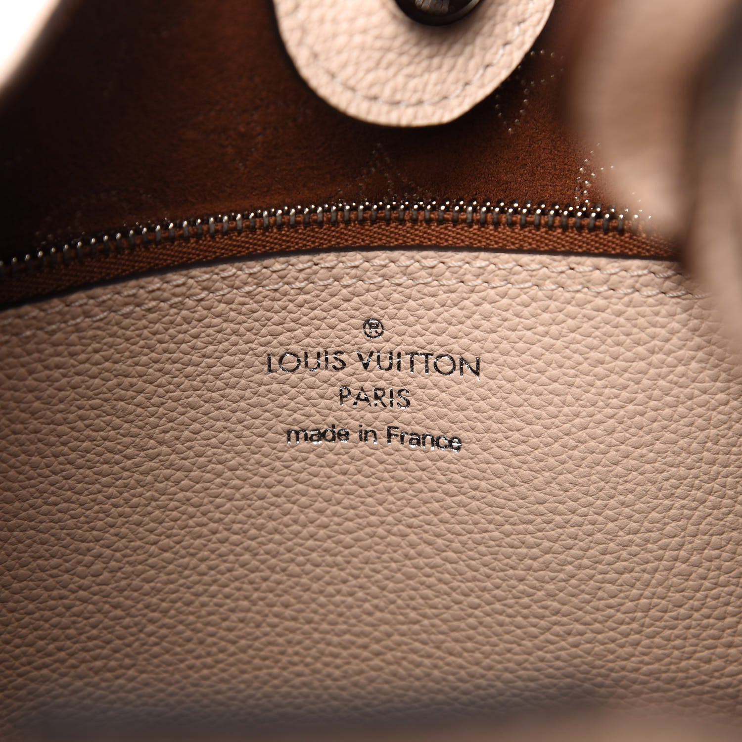 Louis Vuitton Mahina Carmel Hobo Creme 8 of 10