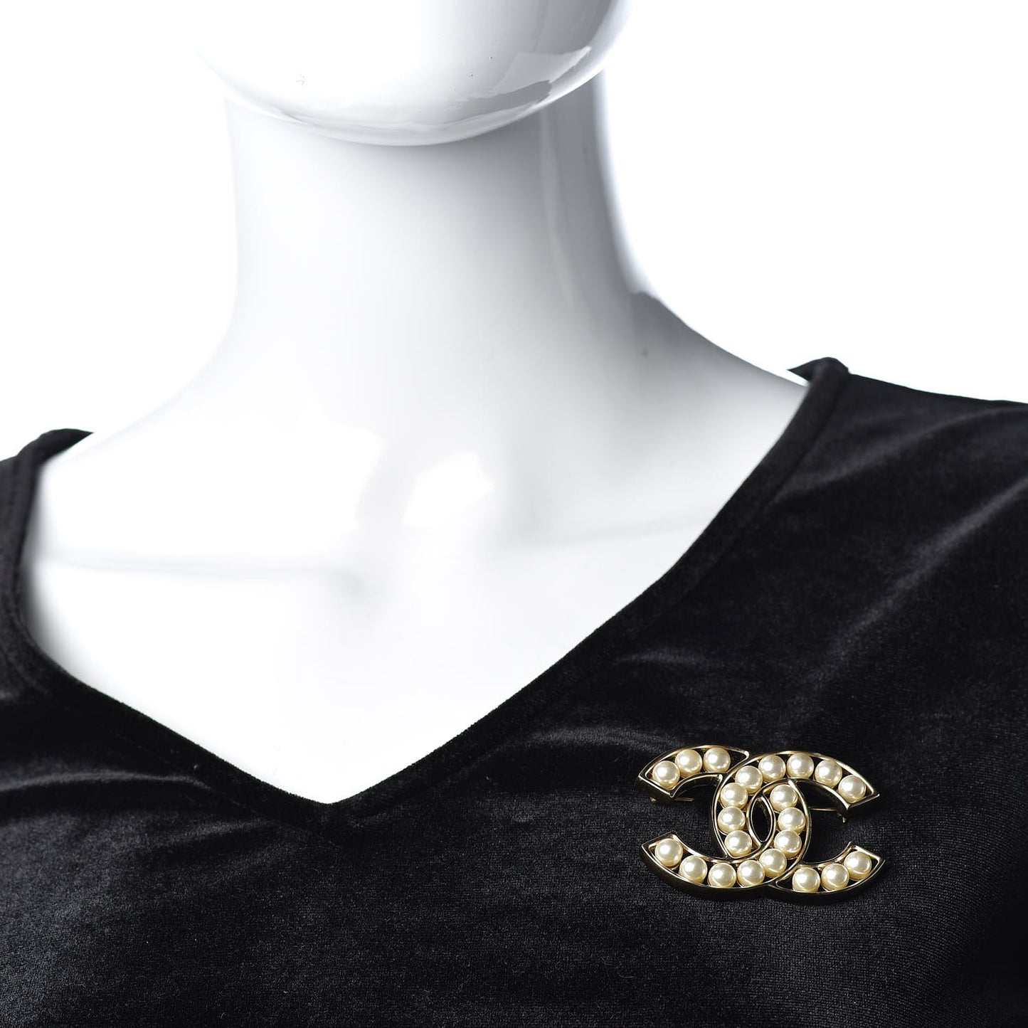 Pearl CC Brooch Gold