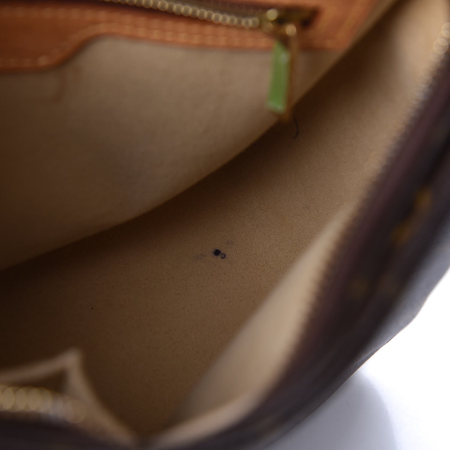 Louis Vuitton Monogram Looping MM 9 of 9