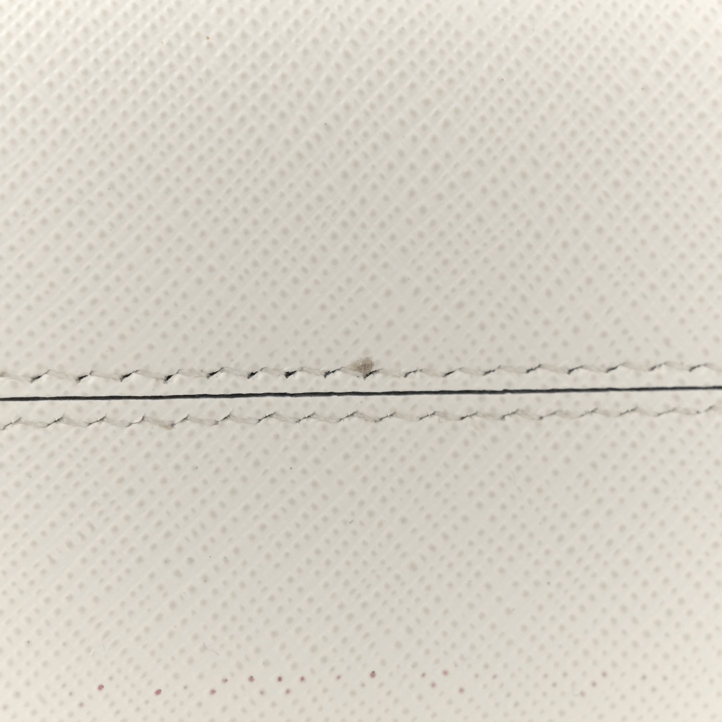 Saffiano Re-Edition 2005 Shoulder Bag White