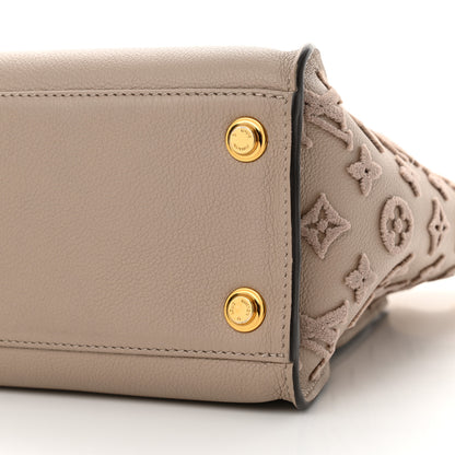 Louis Vuitton Calfskin Monogram Tufting On My Side Galet 9 of 10