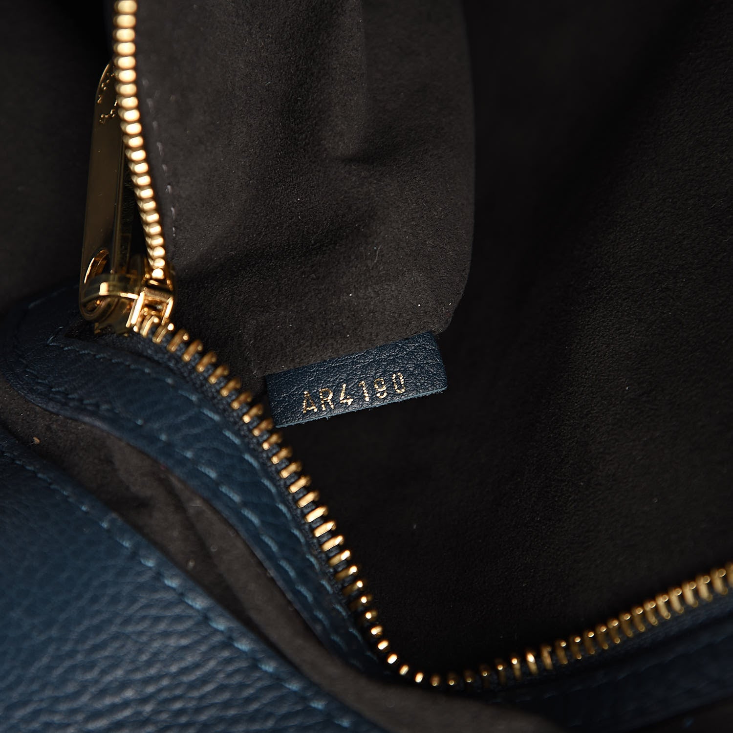 Louis Vuitton Mahina Cirrus MM Marine 7 of 14