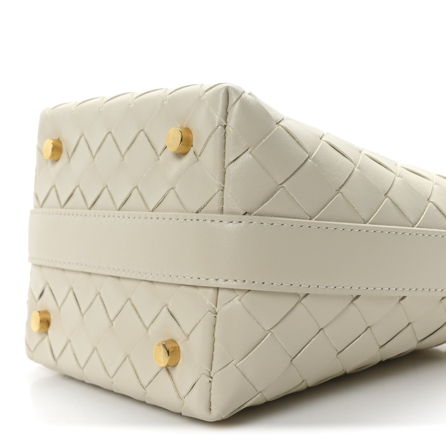 Calfskin Nappa Intrecciato Candy Wallace Sea Salt