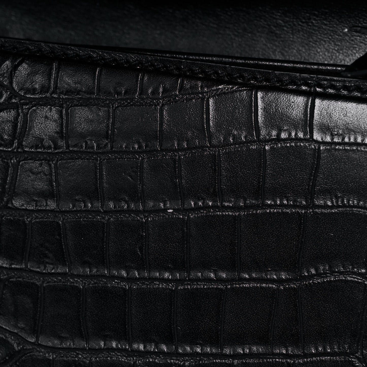 Calfskin Crocodile Embossed Medium Babylone Black