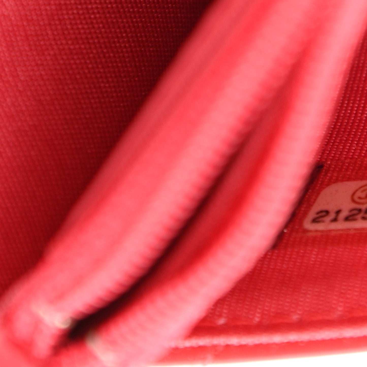 Patent Quilted Wallet On Chain WOC Red