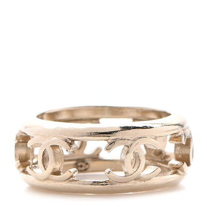 Chanel Metal Chain CC Ring 6.25 Golden 1 of 4