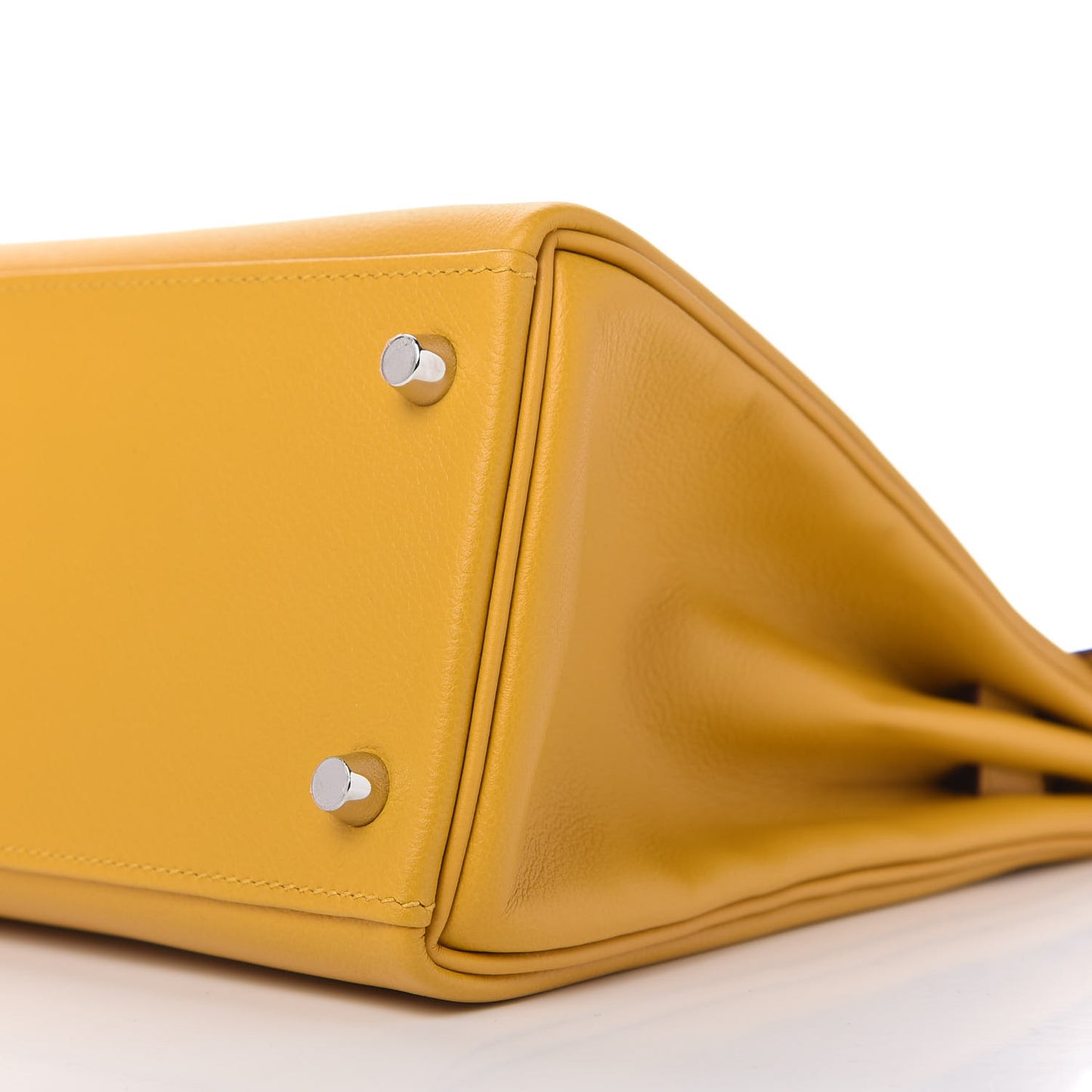 Evercolor Kelly Retourne 28 Jaune Ambre