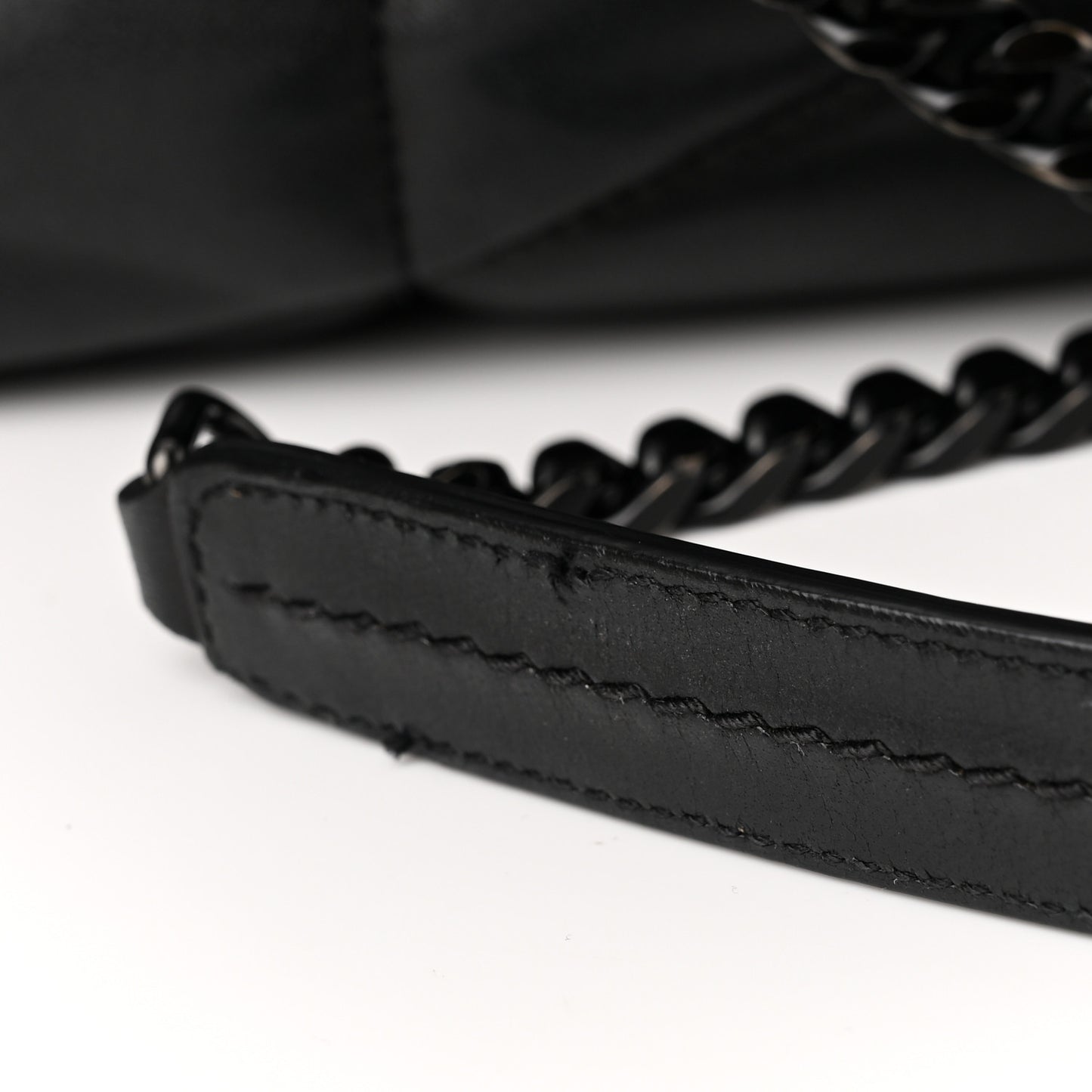 Lambskin Quilted Monogram Monochrome Medium Loulou Puffer Chain Satchel Black