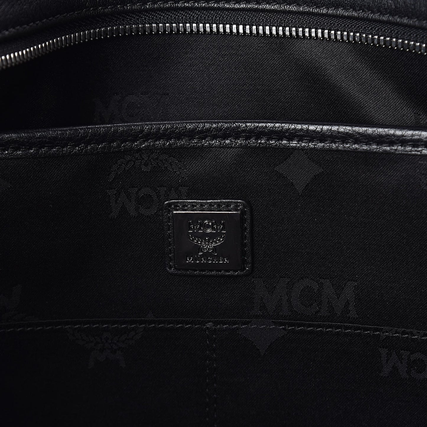 Visetos Medium Anya Zip Top Shopper Tote Black