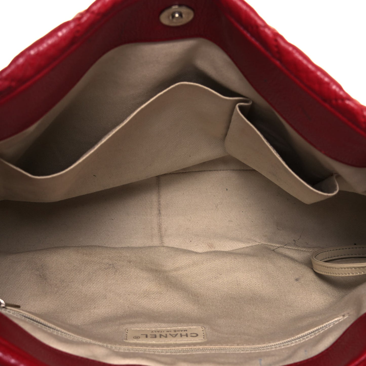 Caviar Quilted Timeless CC Soft Tote Red