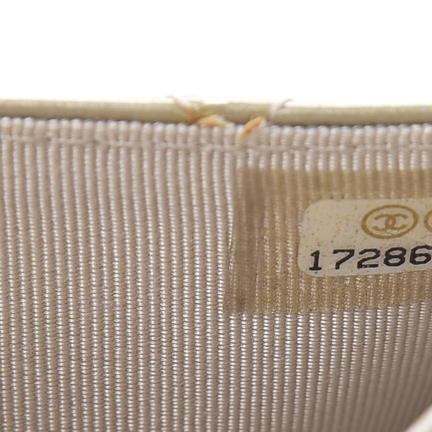 Patent Quilted Card Holder Light Gold